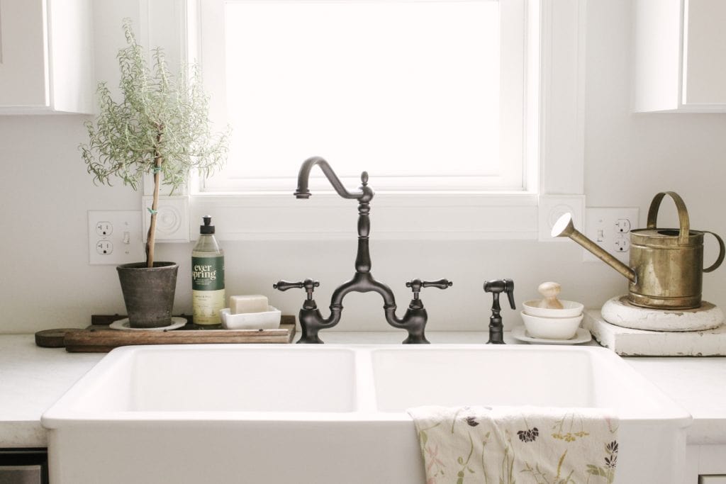 kitchen sink area decor