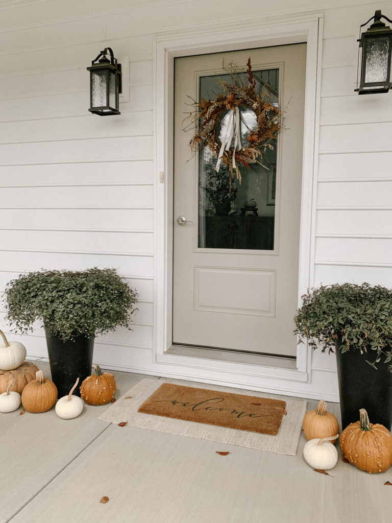 Simple And Natural Porch Decorated For Fall - Sarah Jane Christy