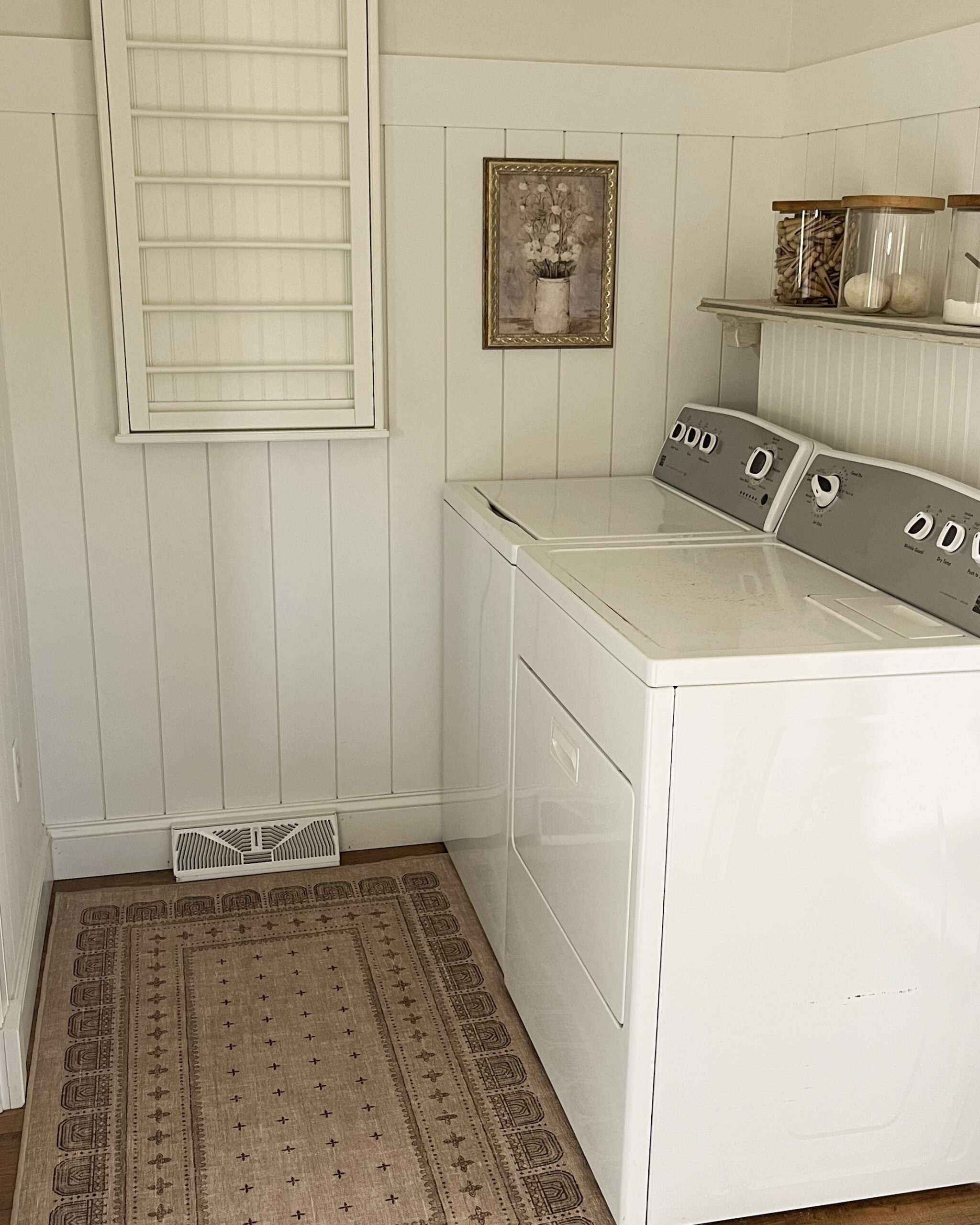machine washable rug in neutral laundry room